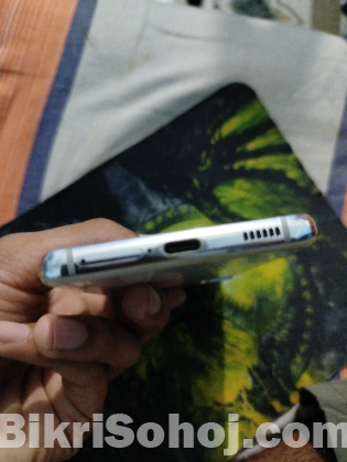 Samsung s21 8/256